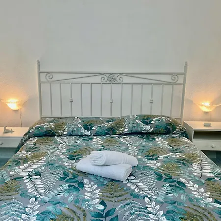 Mirto Beachside - 2br - Wi-fi - Ac - 100m From The - Bbq - Parking