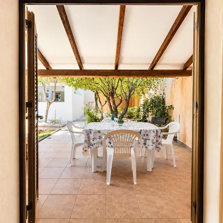 Ferienhaus Mirto Beachside - 2br - Wi-fi - Ac - 100m From The - Bbq - Parking Budoni